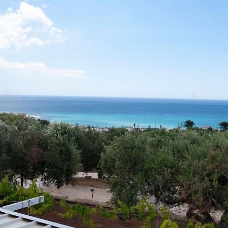 La Mennula Garden Lägenhet Salignano  Exteriör bild